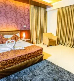 Hotel La Villa Western