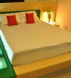 Hotel Tropical Daisy