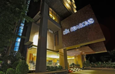 Six Seasons Hotel